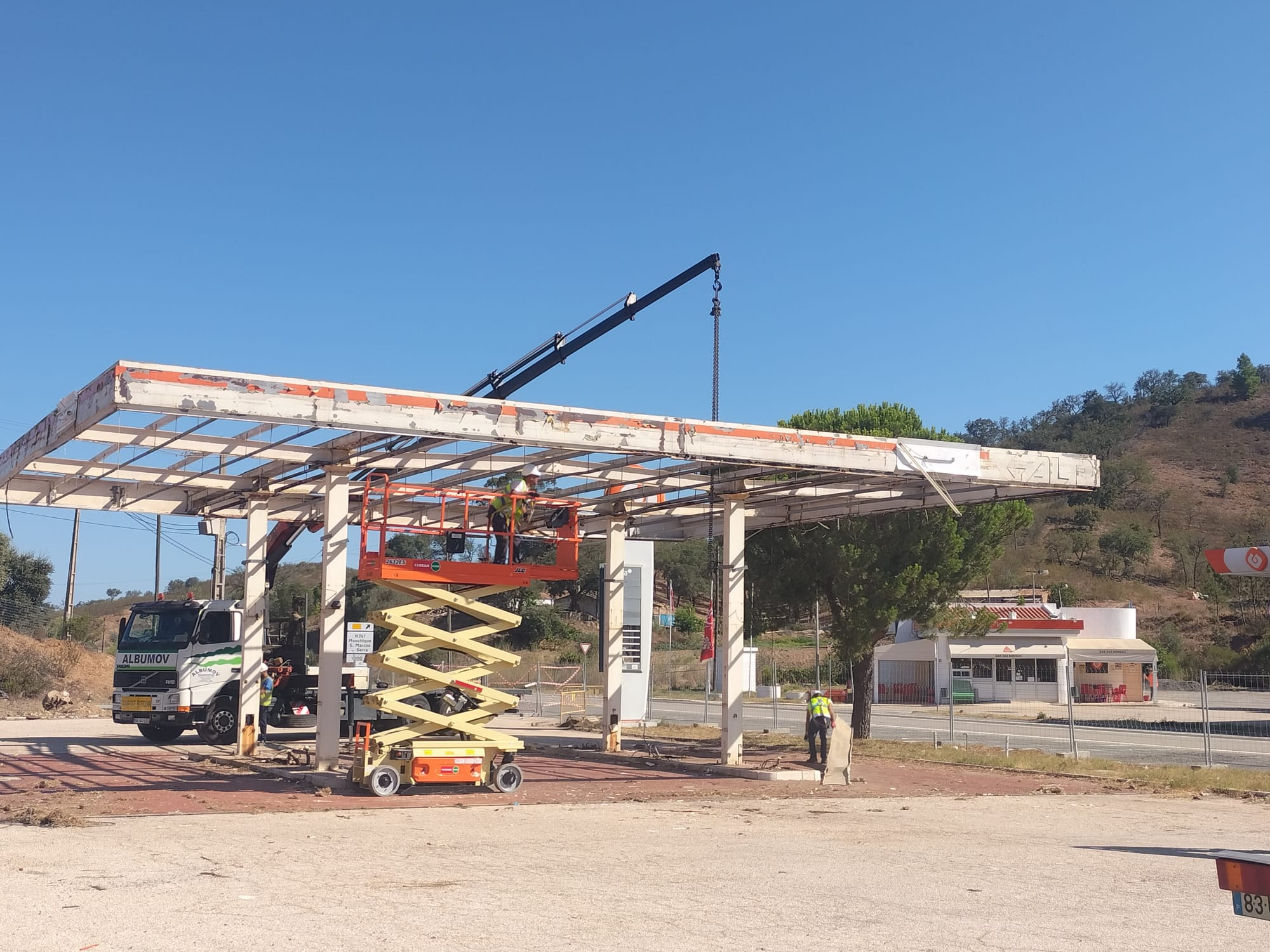 Desativação de posto de abastecimento 02